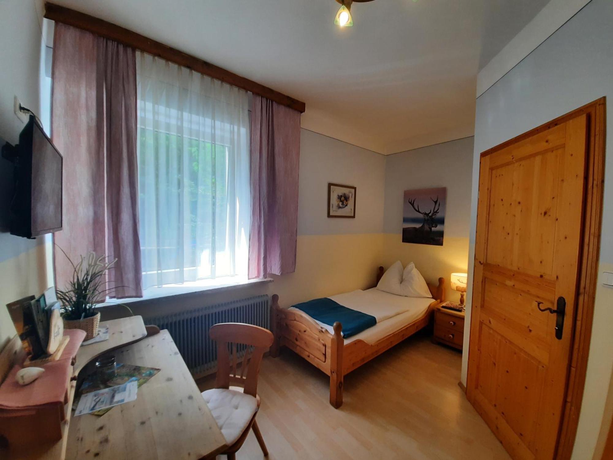 I Am Hotel Graz-Seiersberg Rum bild