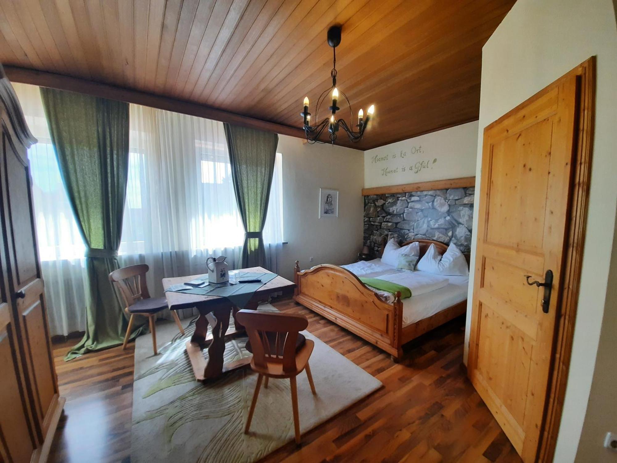 I Am Hotel Graz-Seiersberg Rum bild